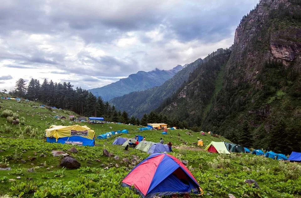 Kasol Package from Dehradun: Route, Cost, Kheerganga Trek & Best Time